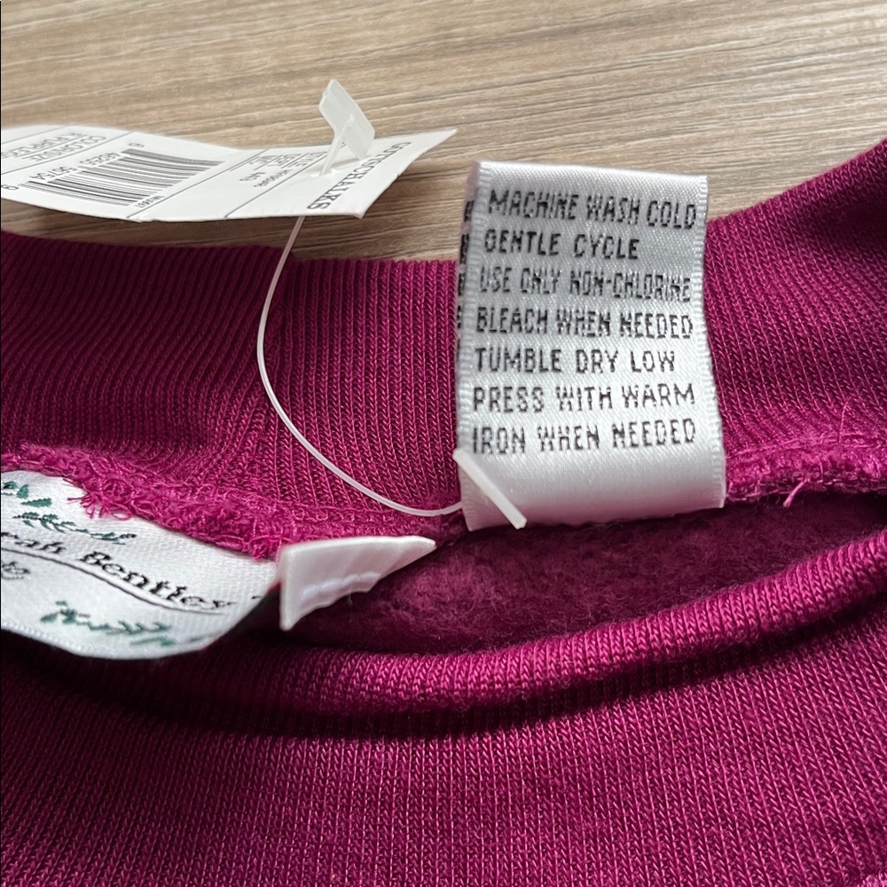 Vintage Sarah Bentley NWT Tri-Tone Sweater: Burgundy, Gray, Black. Size P/M - Picture 6 of 6